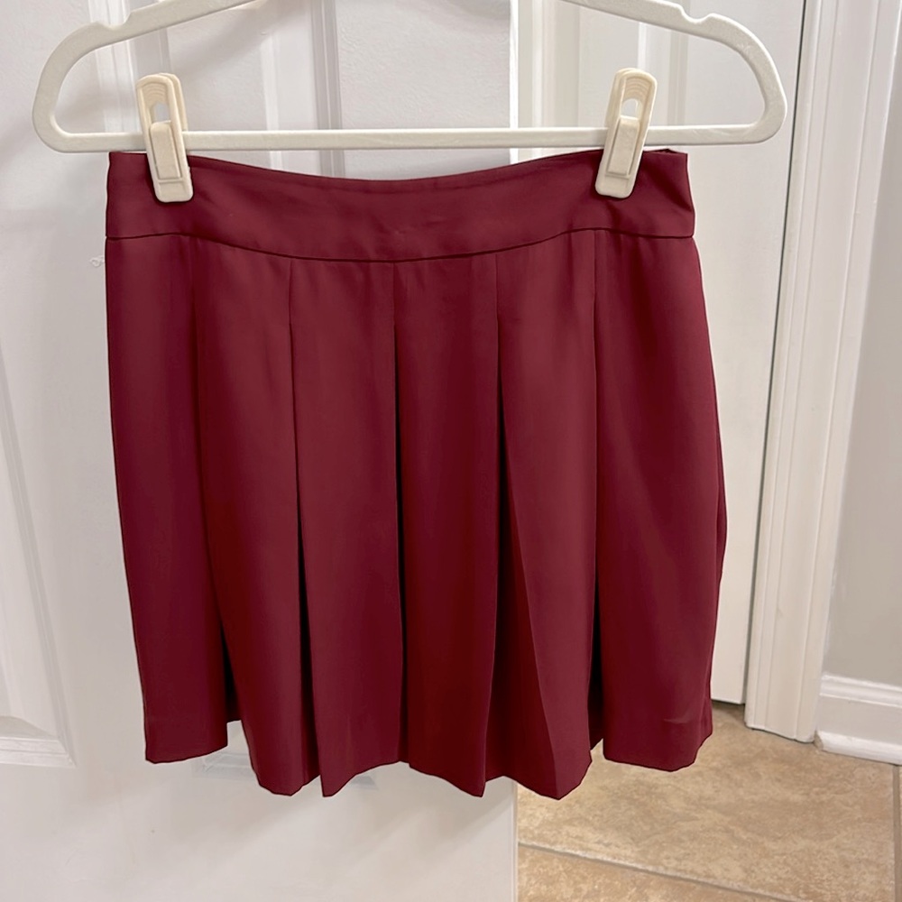 Banana Republic Maroon Pleated Mini Skirt 2P